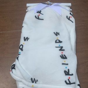 Friends throw blanket